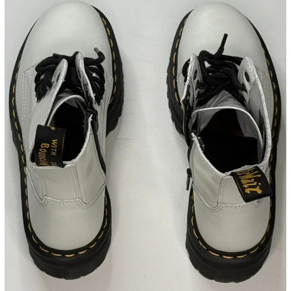 Dr. Martens Jadon Air Wair White & Black Lace Up Boots Size‎ 8 Men - 9 Women